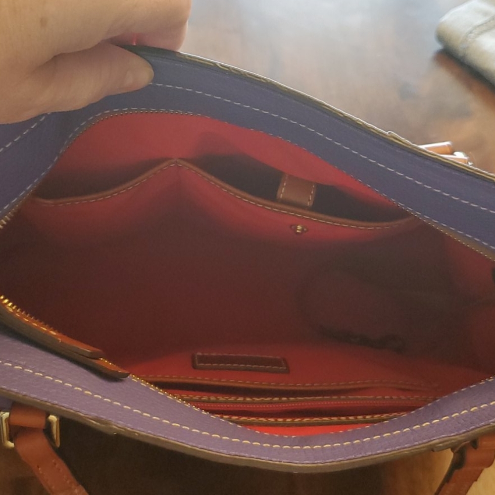 Large Dooney and Bourke tote. - Picture 3 of 7